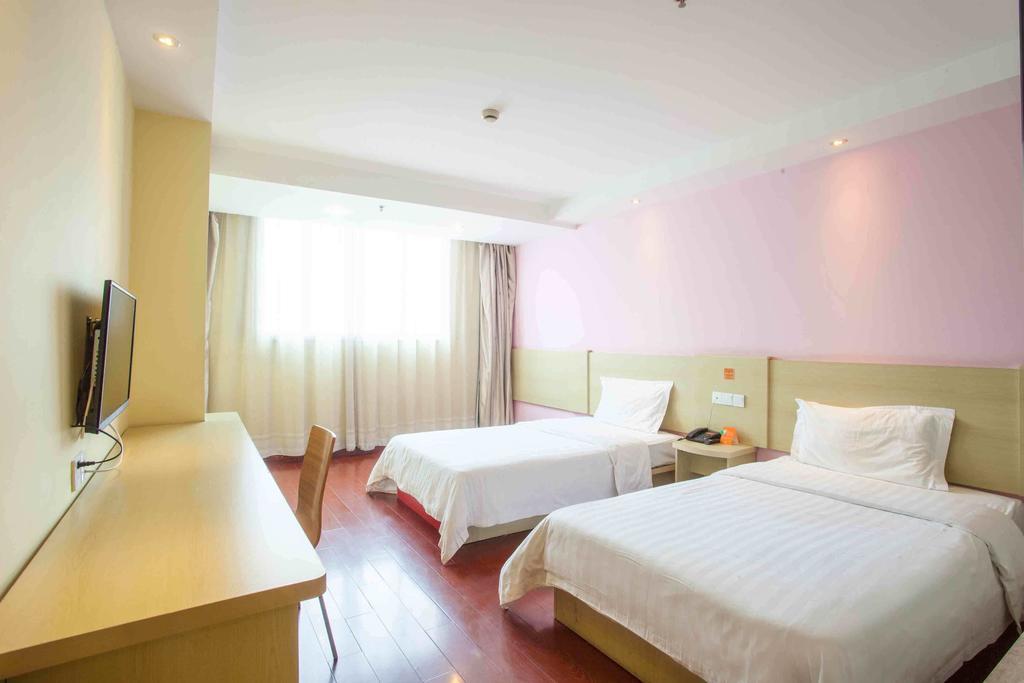 7Days Inn Tianjin Zhongshan Road Room photo